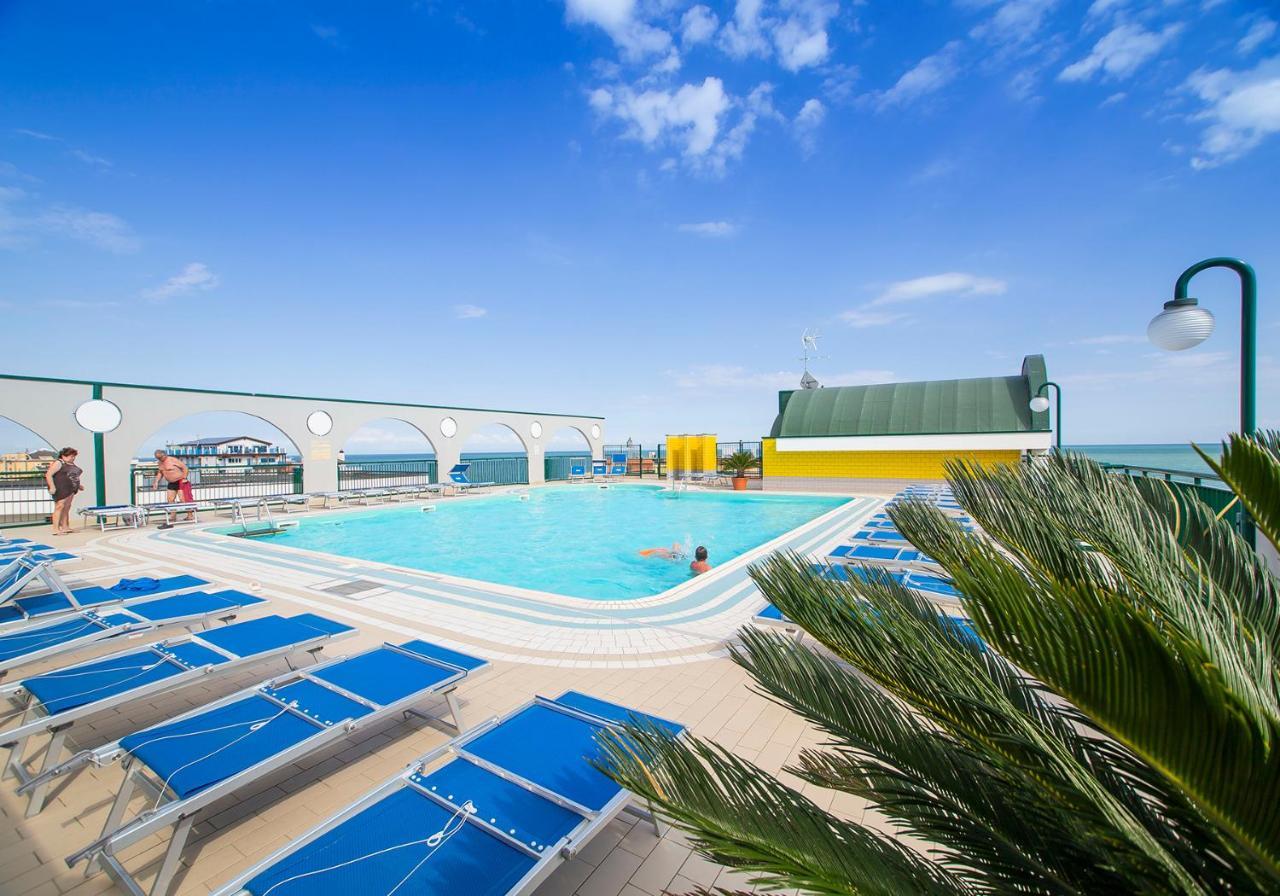 Cristoforo Colombo Apartment Caorle Exterior photo